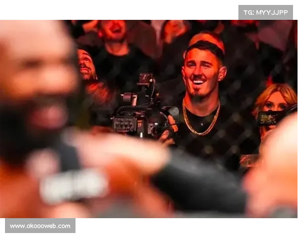 阿斯皮纳尔鼻血长流,插眼前攻势猛烈 阿斯皮纳尔鼻血长流,插眼前攻势猛烈