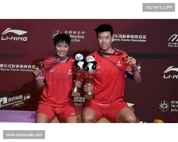 黄东萍争议判罚下比嘘手势，混双夺冠显王者风范